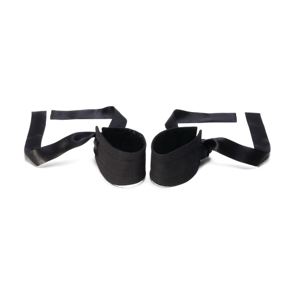 Lelo Etherea Black Silk Cuffs